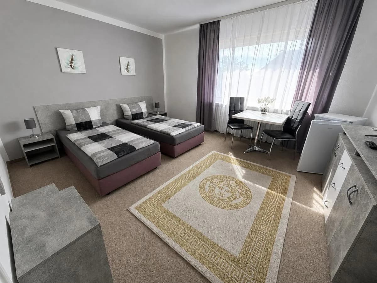 Apartment mit eigener Küchenzeile und Essplatz in Augustdorf
